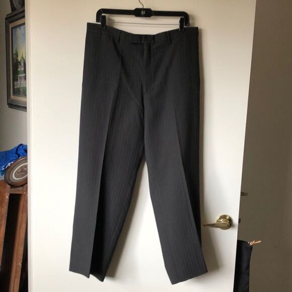 Calvin Klein Pinstripe Slacks Size 38x32 GUC Gray/black - Picture 1 of 6